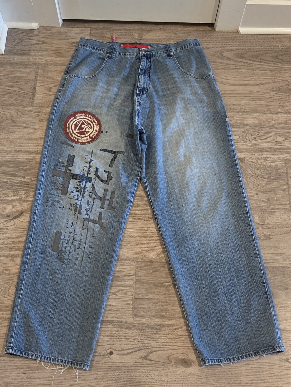 Y2K Vokal Nelly Baggy Jeans - Light Wash Denim Japanese Lettering - Size 40x32
